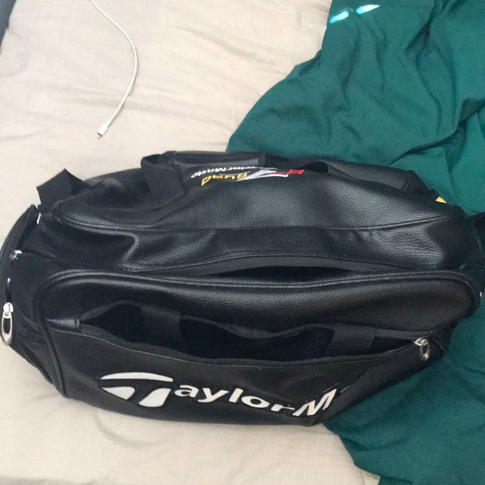 Taylormade R7 dufflebag